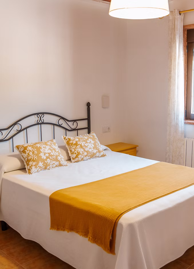 Casona habitacion 2.jpg.avif