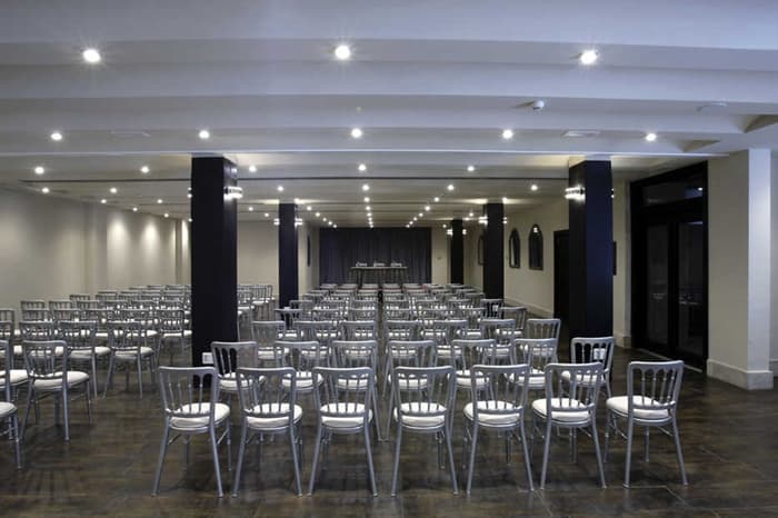 Hotel Mengíbar Sala Reuniones.jpg